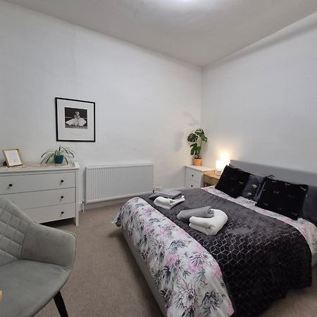 Ferienwohnung Stylish And Bright Flat In London N8 Turnpike Lane - Piccadilly Line Exterior foto
