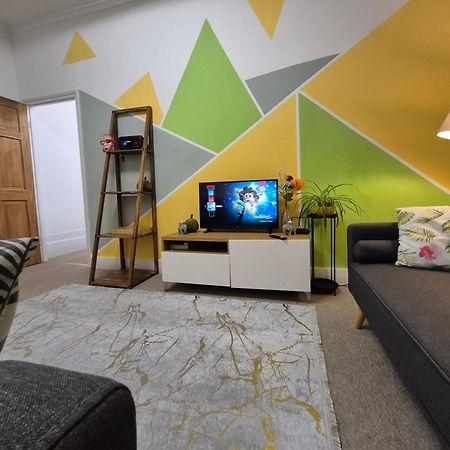 Ferienwohnung Stylish And Bright Flat In London N8 Turnpike Lane - Piccadilly Line Exterior foto